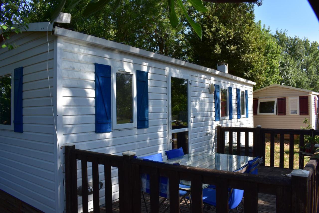 Mobil-Home Sur Terrain Bucolique Hyères Exteriér fotografie